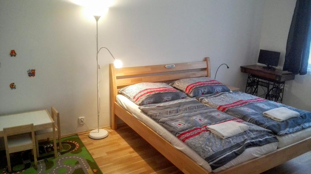 Jezerka Apartments Prague Luaran gambar
