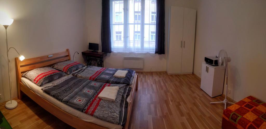 Jezerka Apartments Prague Luaran gambar