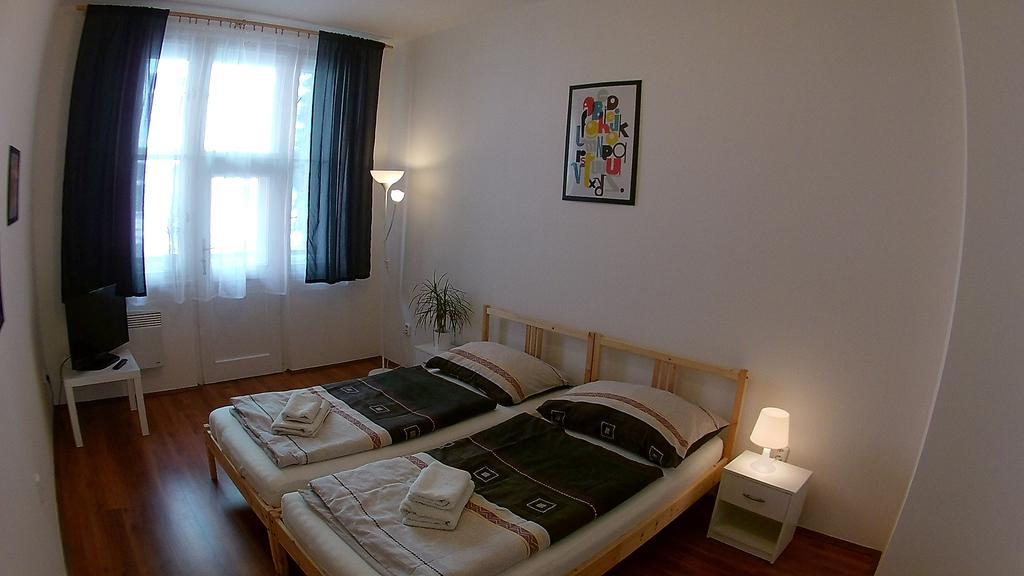 Jezerka Apartments Prague Luaran gambar