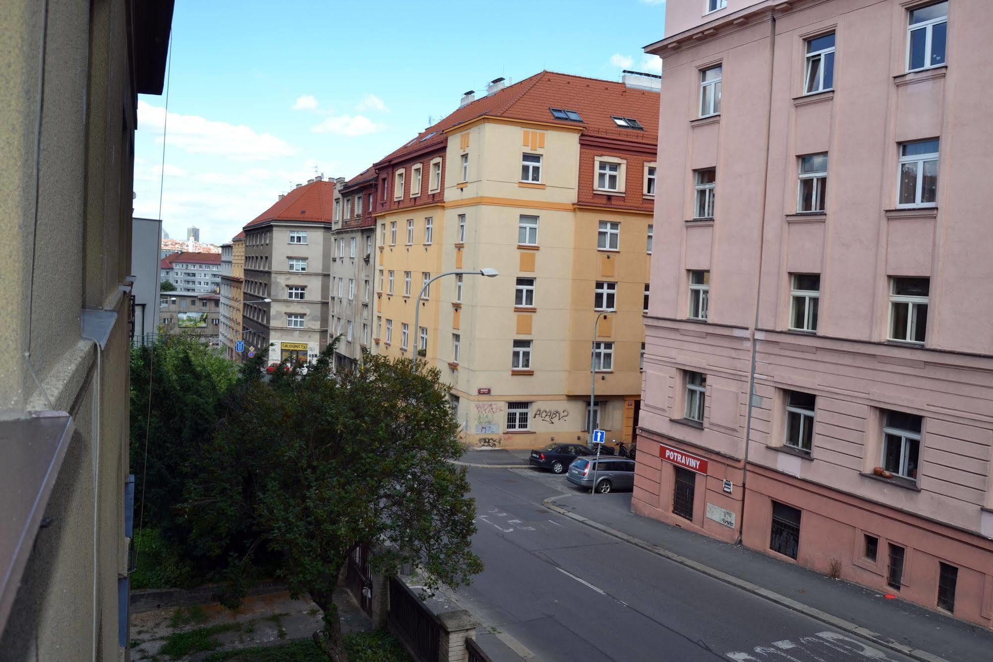 Jezerka Apartments Prague Luaran gambar