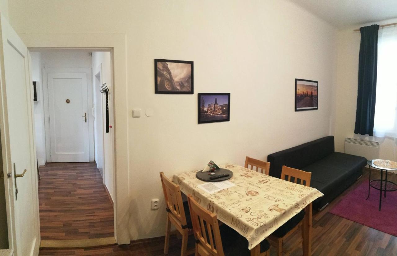 Jezerka Apartments Prague Luaran gambar
